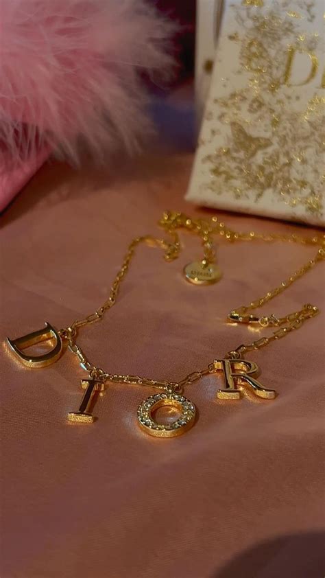 dior necklace revolution